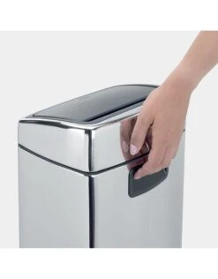 Brabantia Afvalbak Vierkant Touch Bin 10ltr Brilliant Steel -Huishoudmiddelen Verkoop brabantia brabantia afvalbak vierkant touch bin 10 2